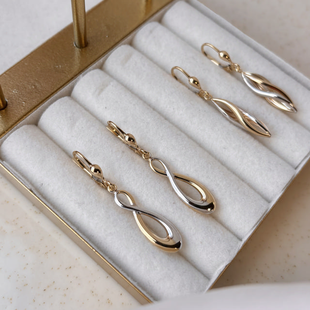 *Ørebøjler rd/hv 8 kt.