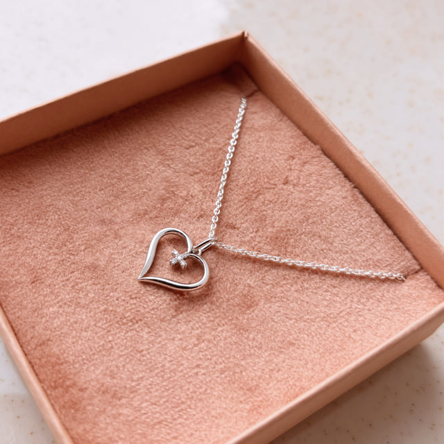 Pendant heart 0,025 333 white