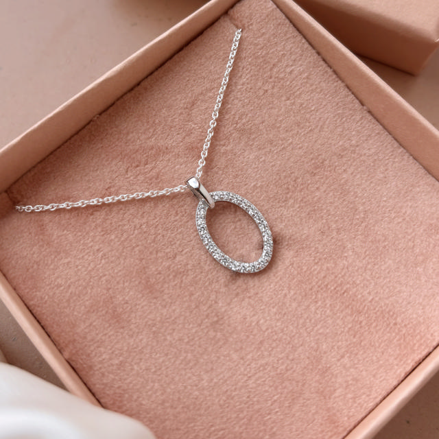 *SoHo vedhæng oval cubic zir. sølv rh. m/kæde