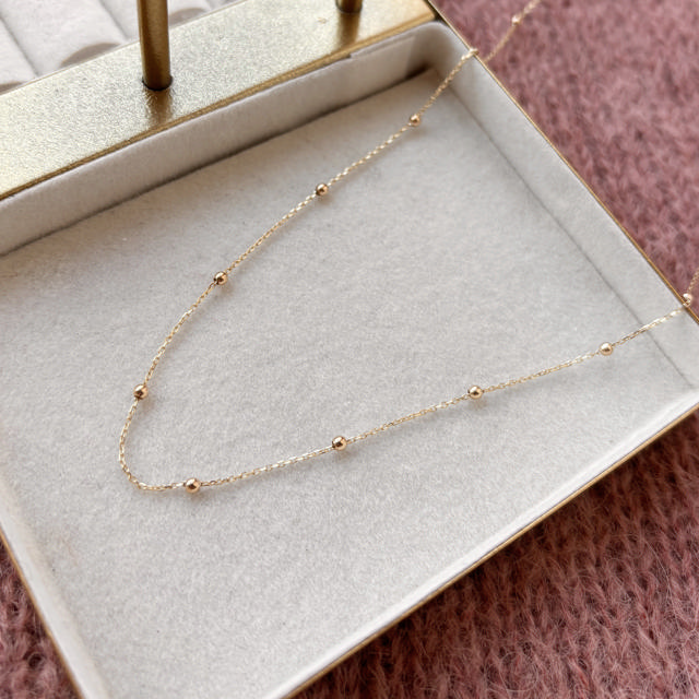 *Halskæde kugler  42+3cm 8 kt.