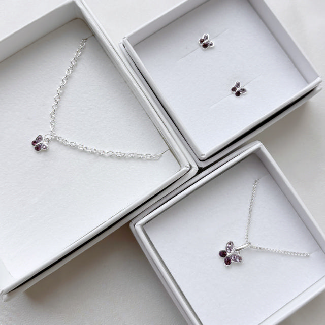 *Girls armbånd sommerfugl lilla  cubic zir. sølv