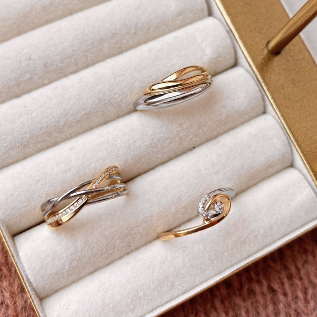 *Ring cubic zir. 2 fv. 8 kt.