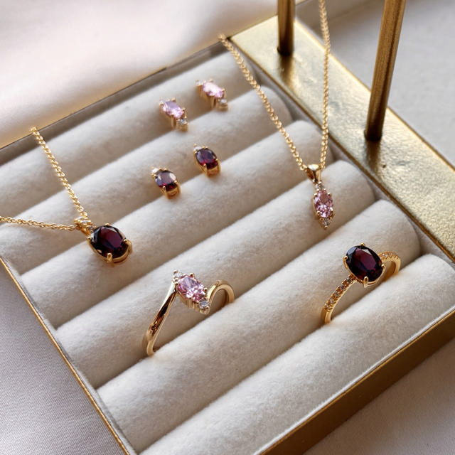 Ring rose/white zir. 333 yell.