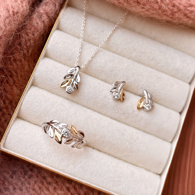 Ring zir. 925/333 yell.