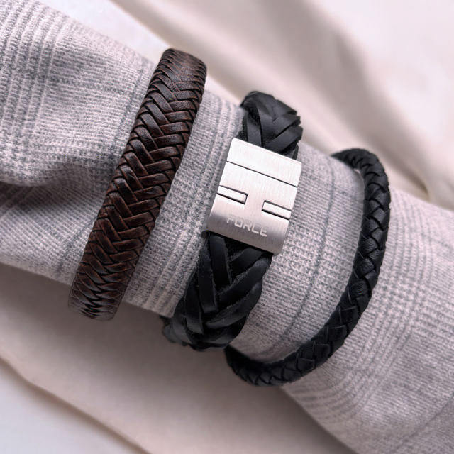 Bracelet black steel lock