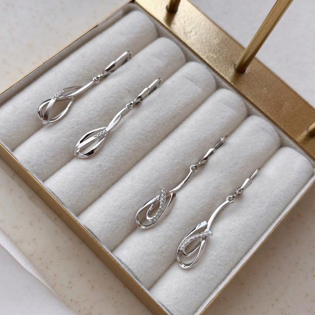 Earhangers zir. 925 rho.