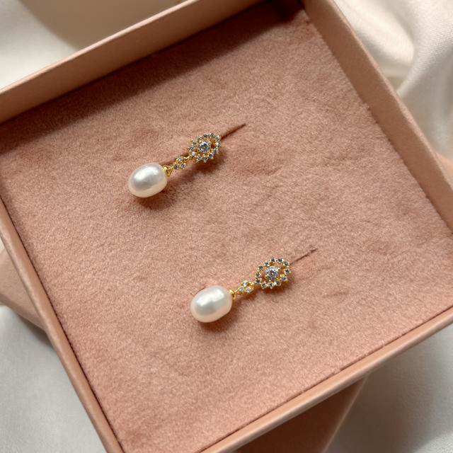 Earhanger fwp./ zir. 925 goldplated