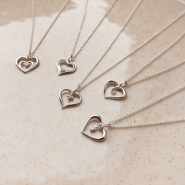 Pendant heart 0,025 333 white