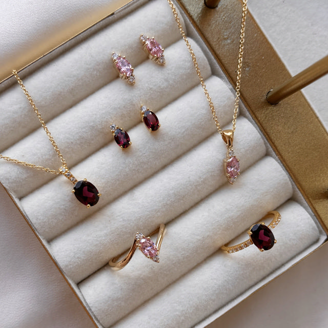 Pendant rose/white zir. 333 yell.